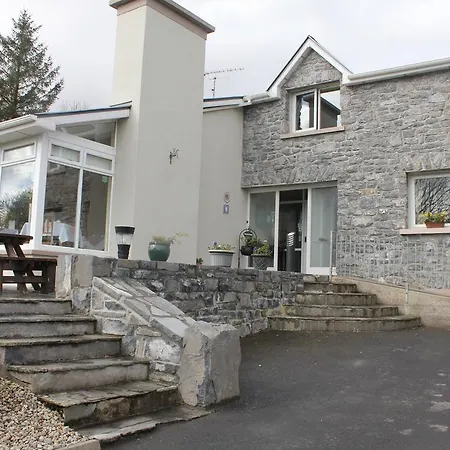 B&B Carrowntober House