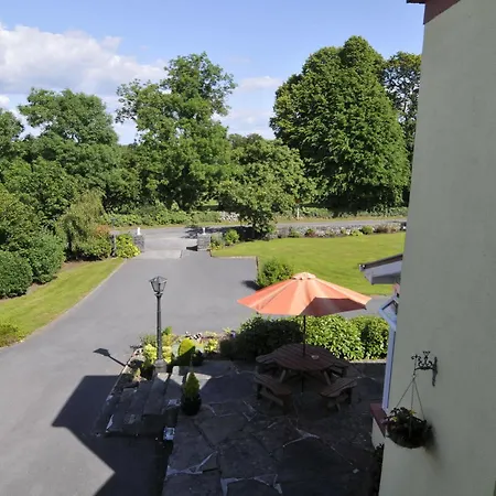 Bed & Breakfast Carrowntober House