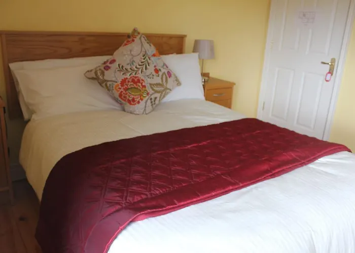 Bed & Breakfast Carrowntober House